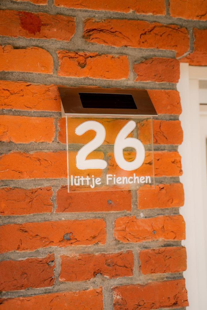 Kleines Ferienhaus Bei Greetsiel - Hunde Willkommen Krummhörn Exterior foto